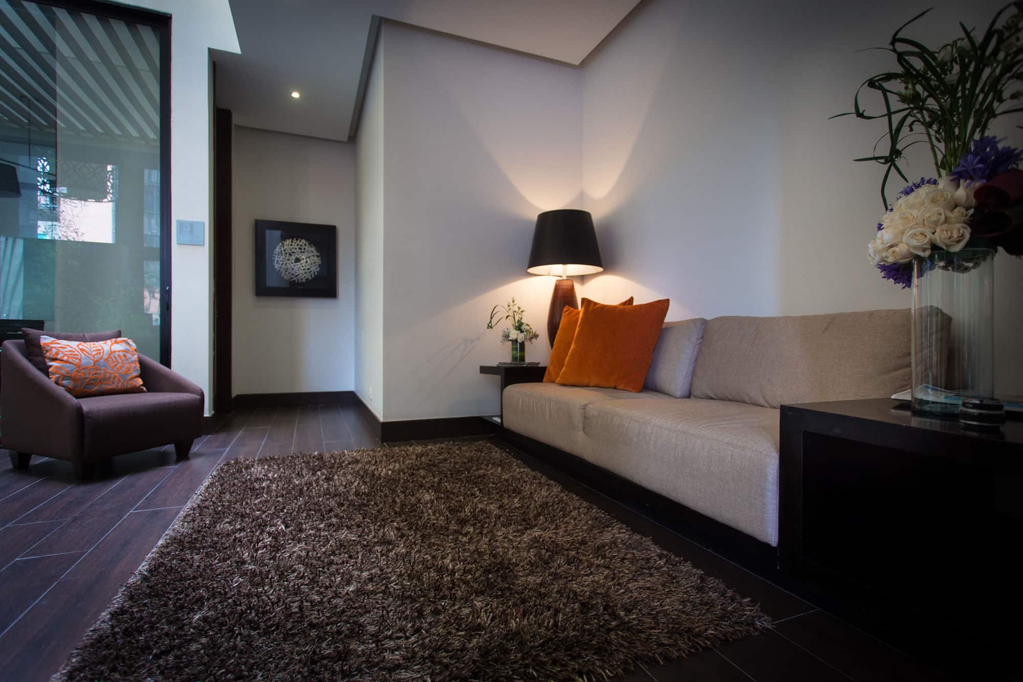 93 Luxury Suites & Residences