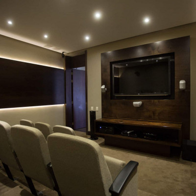 93 Luxury Suites & Residences image
