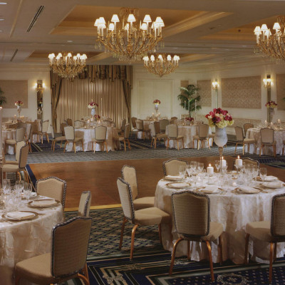 The Colonnade Hotel image