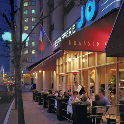 The Colonnade Hotel image