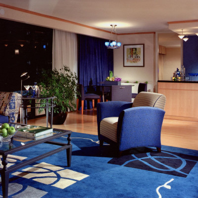 The Colonnade Hotel image