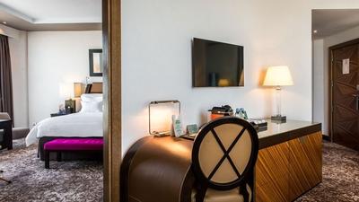 One Bedroom Suite, City and Ocean View