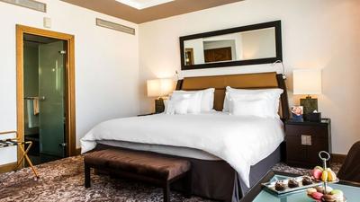 Deluxe Room, City View