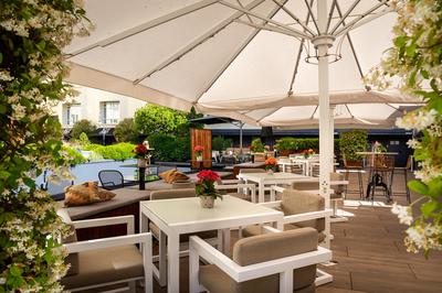 The Terrace at the Wellington