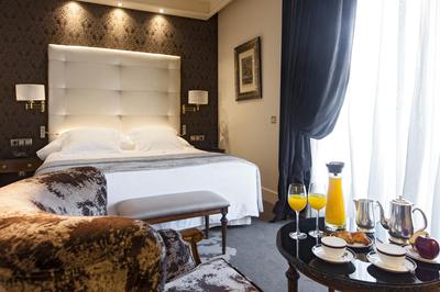 Grand Premium Room The Wellington Club