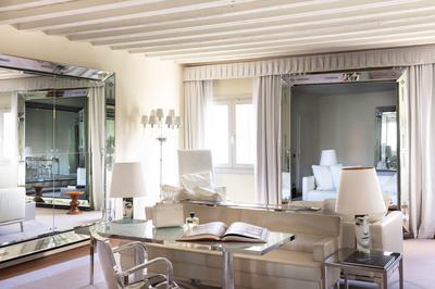 Penthouse Grand Canal Suite