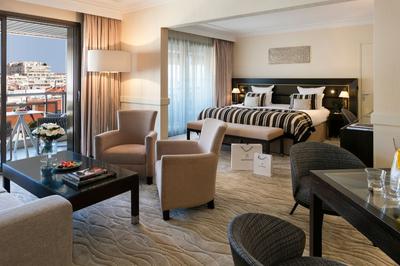 Deluxe Suite With Terrace