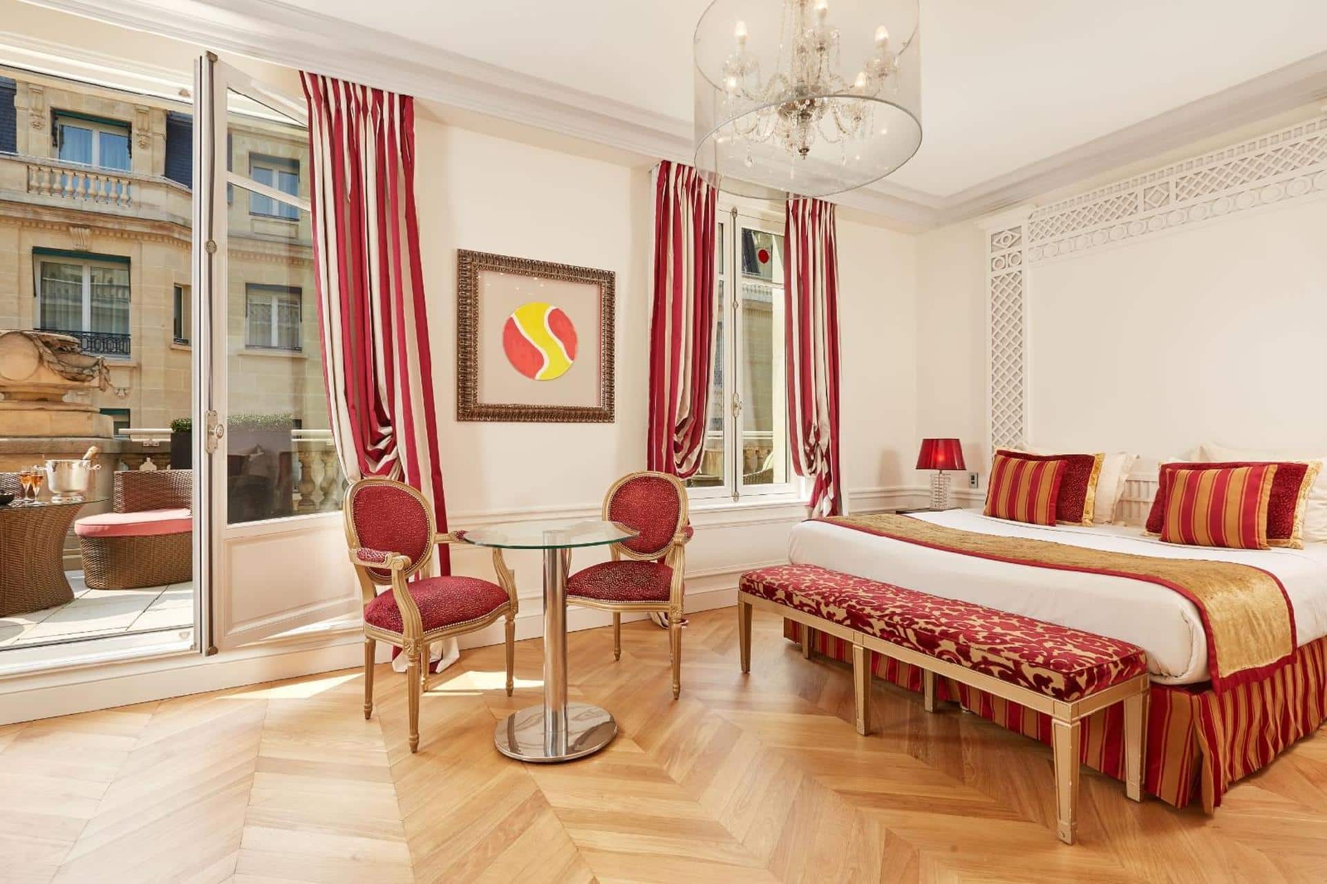 Majestic Hôtel-Spa Champs-Elysées
