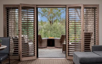 Studio Suite with Firepit