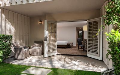 Resort View King Room - Patio Entrance
