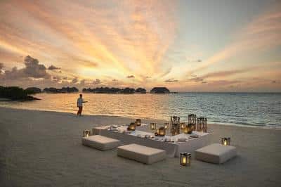 Beachside Middle East Dining