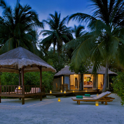 Banyan Tree Vabbinfaru image