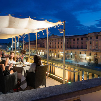 Hotel Carlton image
