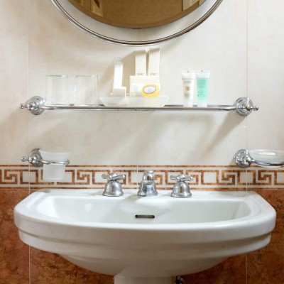 Hotel Carlton image