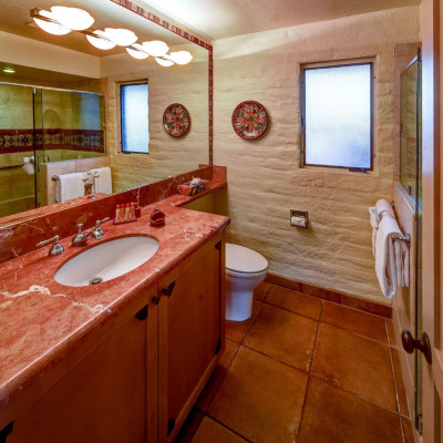 Hacienda Del Sol Guest Ranch Resort image