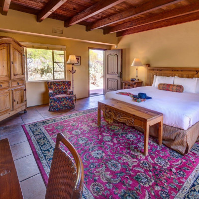 Hacienda Del Sol Guest Ranch Resort image
