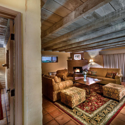 Hacienda Del Sol Guest Ranch Resort image