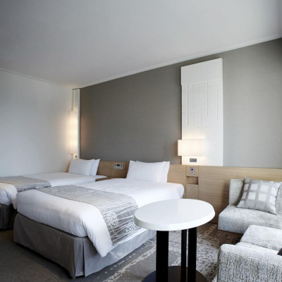 Keio Plaza Hotel Tokyo image