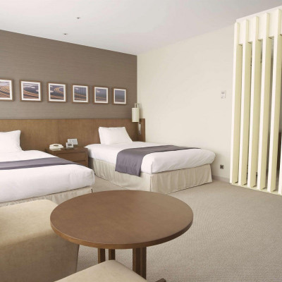 Keio Plaza Hotel Tokyo image