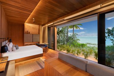 Beachfront Terrace Pool Suite