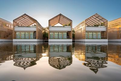 Lagoon Sunset Pool Villa