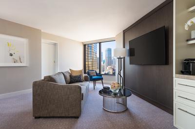 Premier City Room