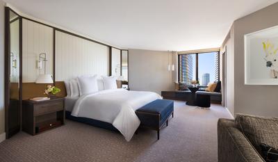 Premier City Room