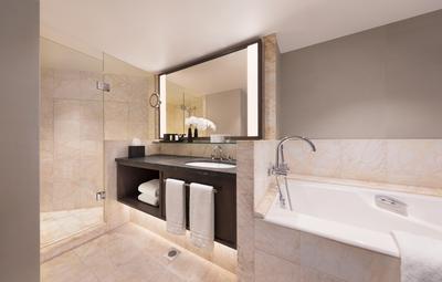 Premier Partial Harbour Room