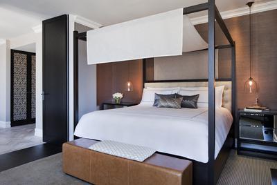 Two-Bedroom Presidential Suite