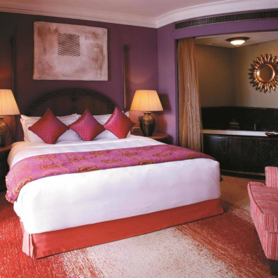 Shangri-La Hotel, Qaryat Al Beri image
