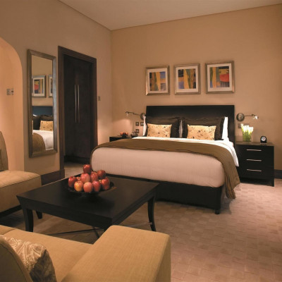 Shangri-La Hotel, Qaryat Al Beri image