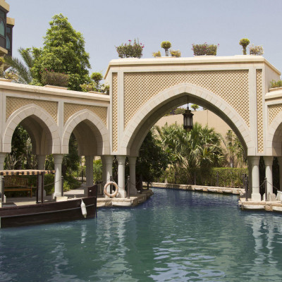 Shangri-La Hotel, Qaryat Al Beri image