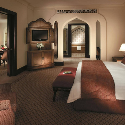 Shangri-La Hotel, Qaryat Al Beri image