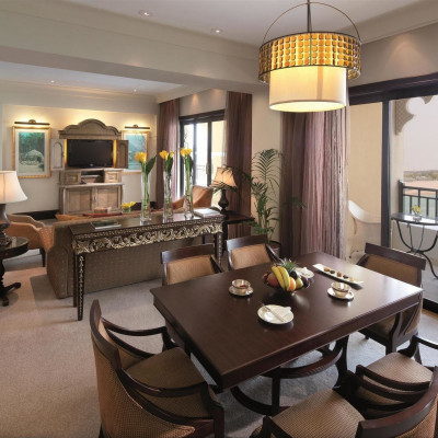 Shangri-La Hotel, Qaryat Al Beri image