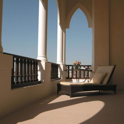 Shangri-La Hotel, Qaryat Al Beri image