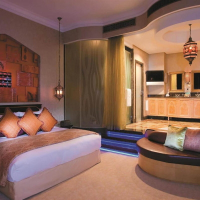 Shangri-La Hotel, Qaryat Al Beri image