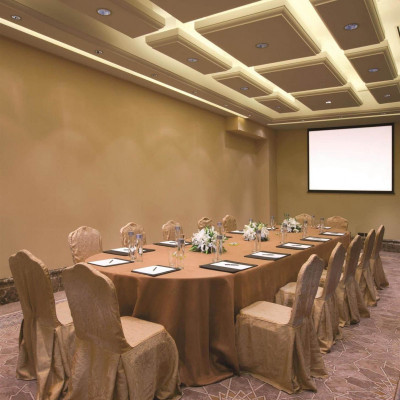 Shangri-La Hotel, Qaryat Al Beri image