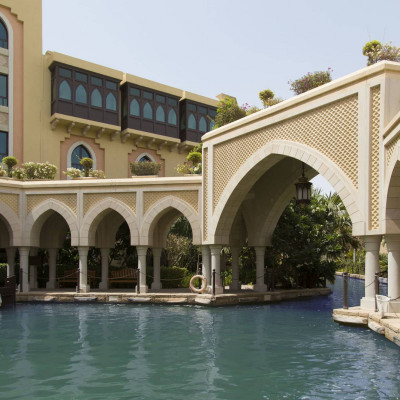 Shangri-La Hotel, Qaryat Al Beri image