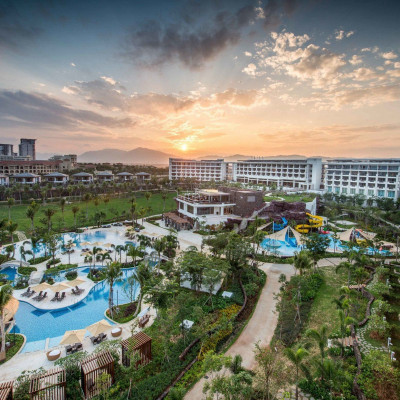 Shangri-La Sanya Resort and Spa, Hainan image