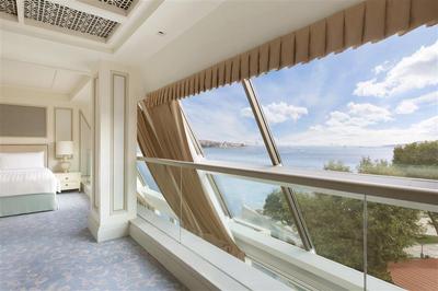 Bosphorus Duplex Suite