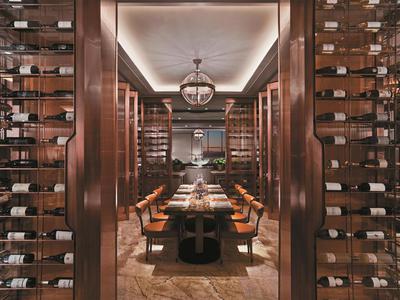 IST TOO Restaurant