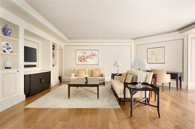 Barbaros Suite Living Area
