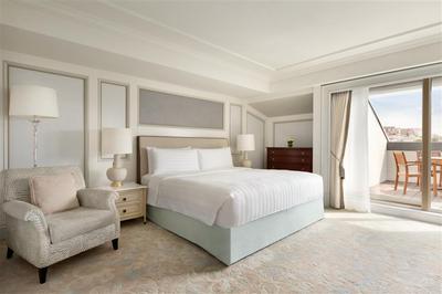 Executive Bosphorus Suite
