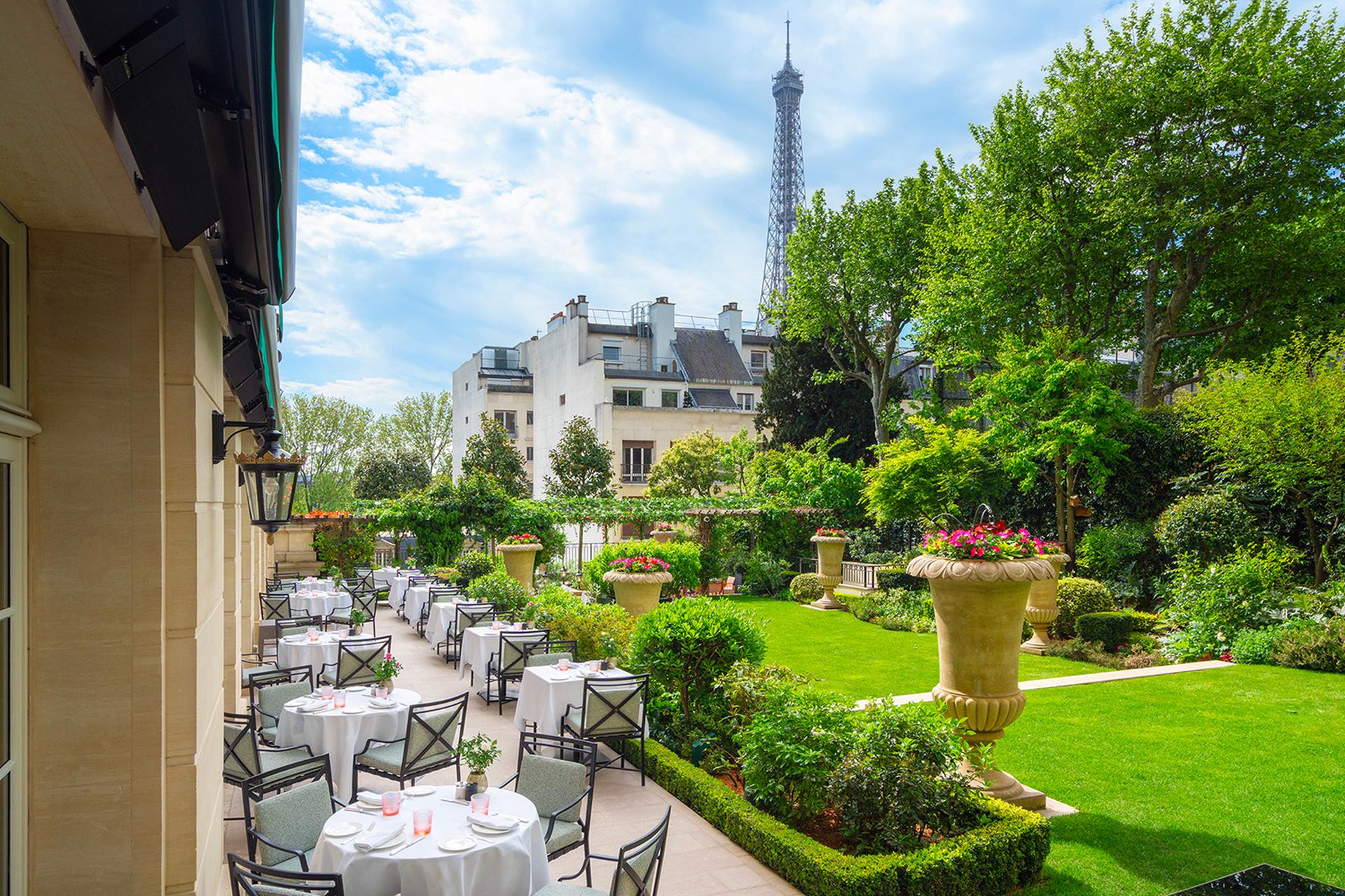 Shangri-La Hotel Paris