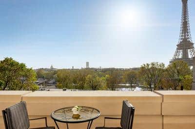 Terrace Eiffel View Room