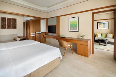 Garden Wing Executive Family Room