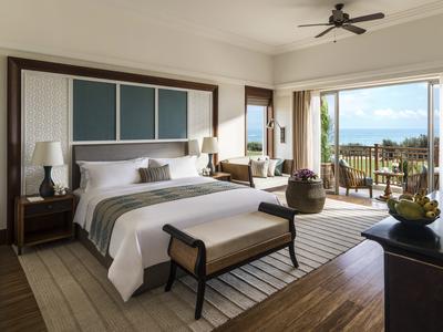 Premier Ocean Suite