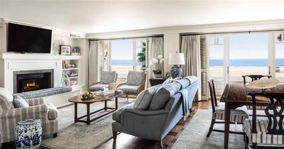 Beach House Suite