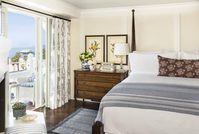 Pacific View Suite