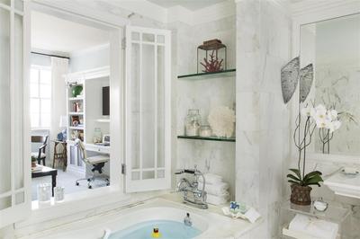 Santa Monica Suite